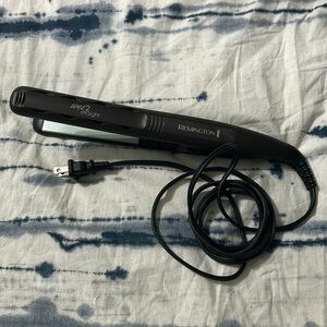 Remington Wet2 straight hot iron